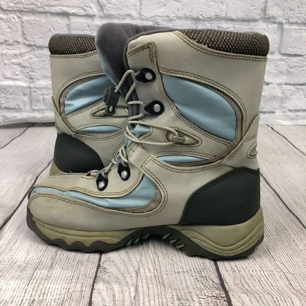 Xhilaration big kids Winter boots big kids girls size 4